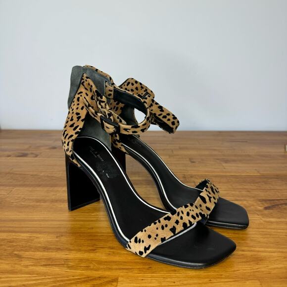 Rag & Bone Ellis Cheetah Print Leather Ankle Strap Buckle Block Heels Size 38.5 - Picture 2 of 8